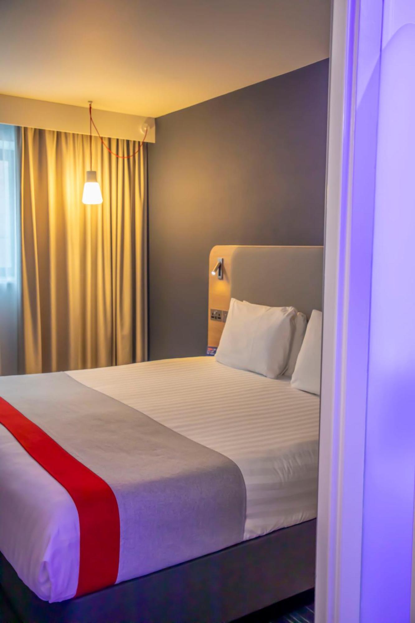 Holiday Inn Express Royal Docks By Ihg London Luaran gambar