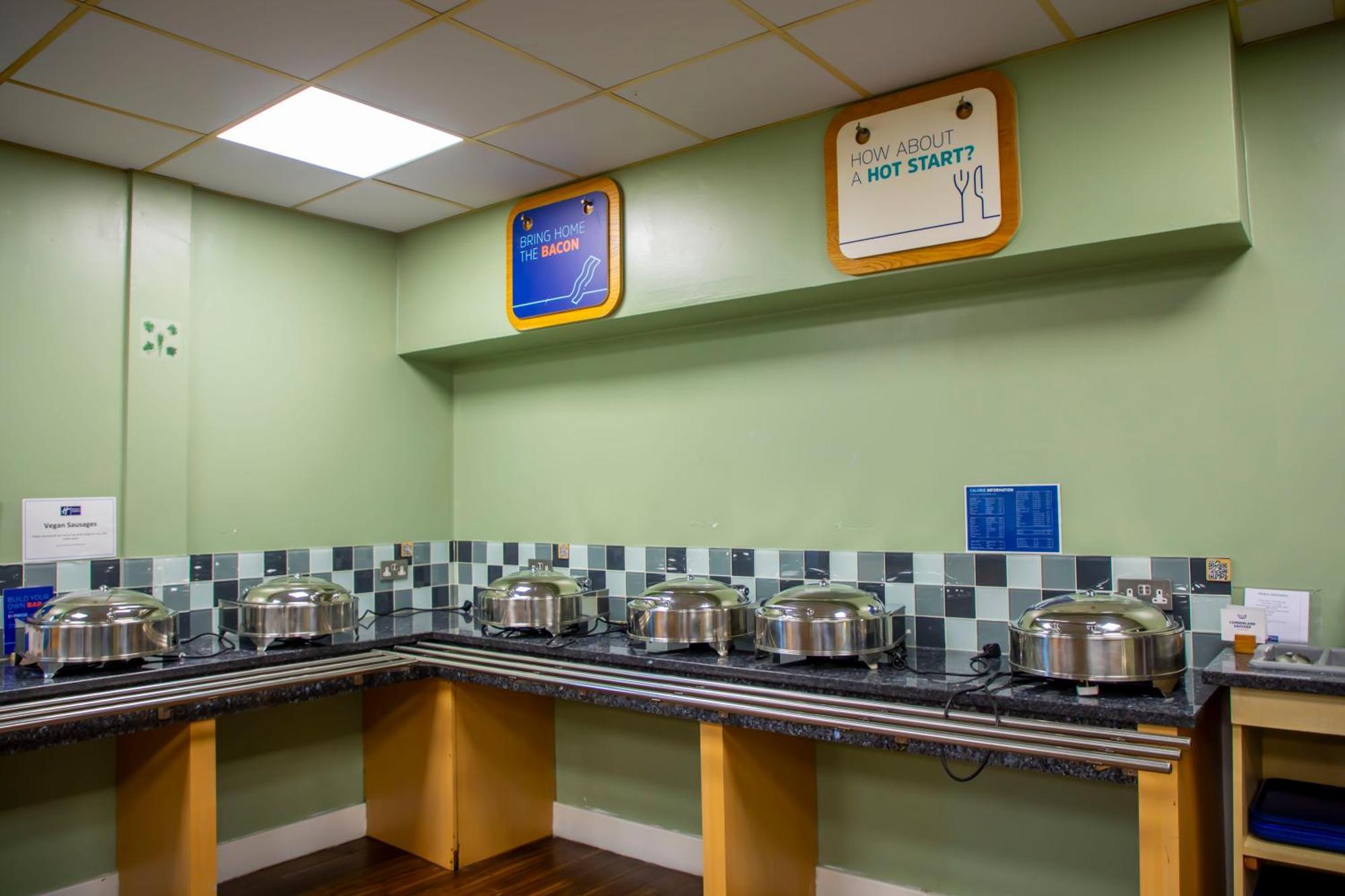 Holiday Inn Express Royal Docks By Ihg London Luaran gambar